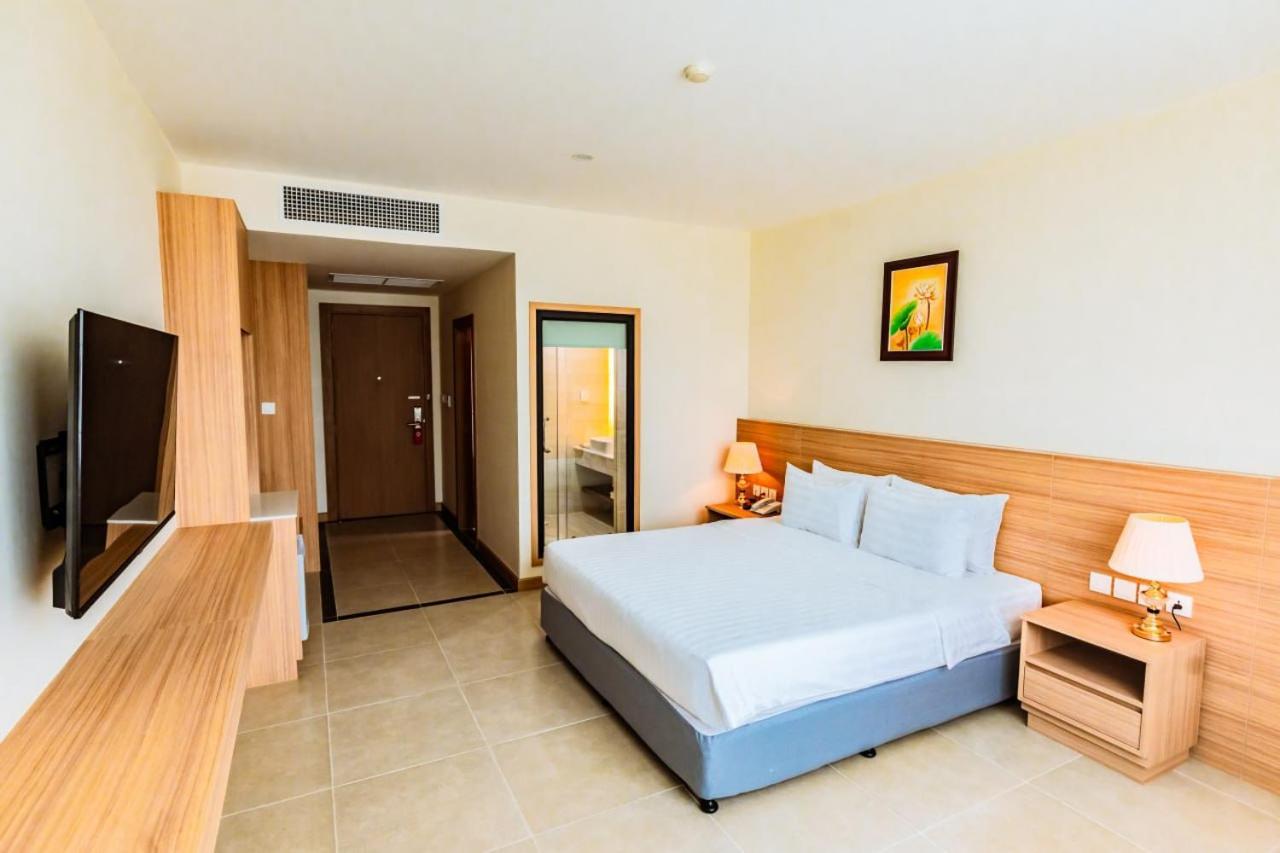 Dynasty Casino Hotel Bavet 外观 照片